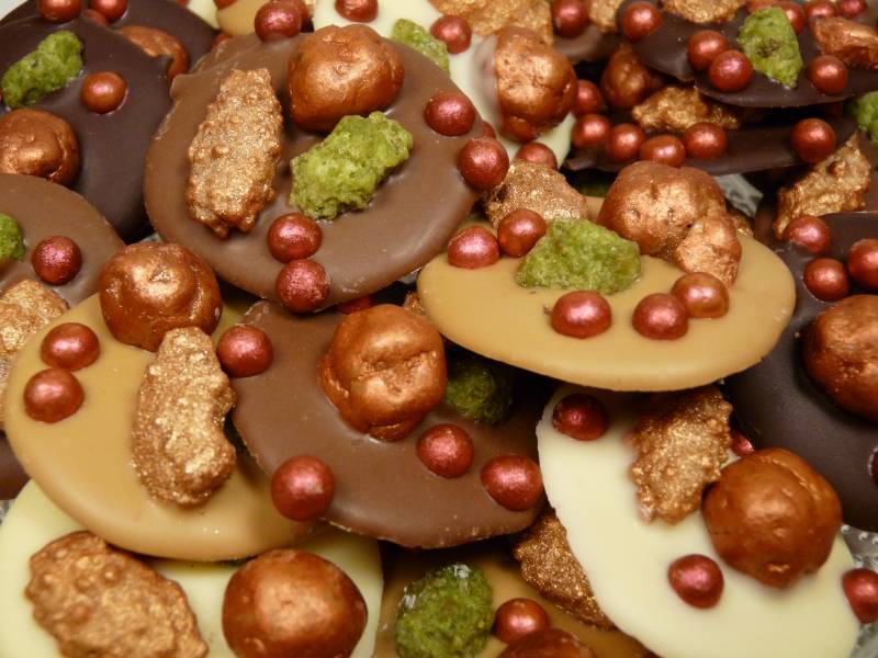 Précieux au chocolat blond, blanc et lait